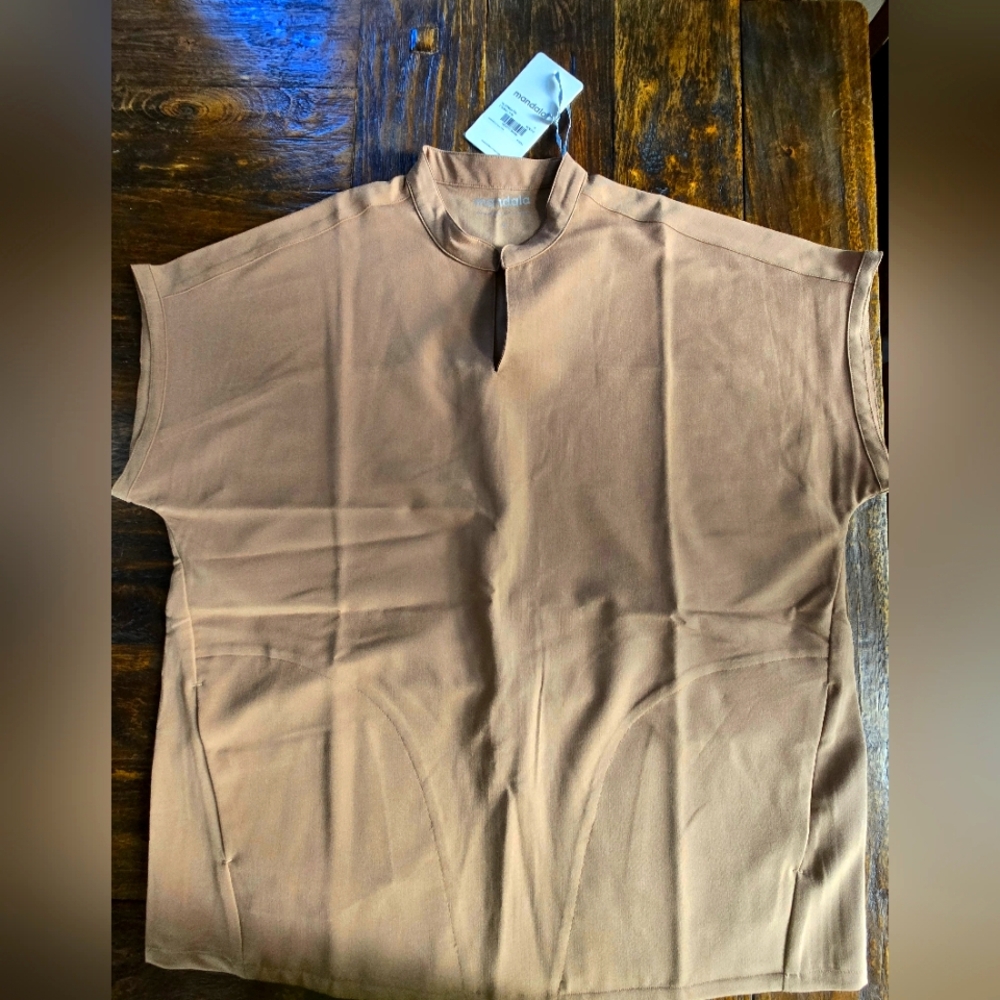 NWT- Mandela Womens Scrub Top